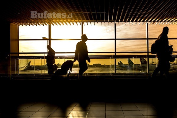 Overbooking: ¿me pueden dejar sin abordar el avión porque se sobrevendió el vuelo?